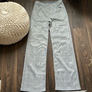 Noli Straight Leg Pants in Silver